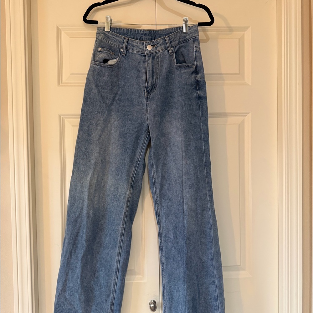Stylish Blue Straight Leg Women's Jeans